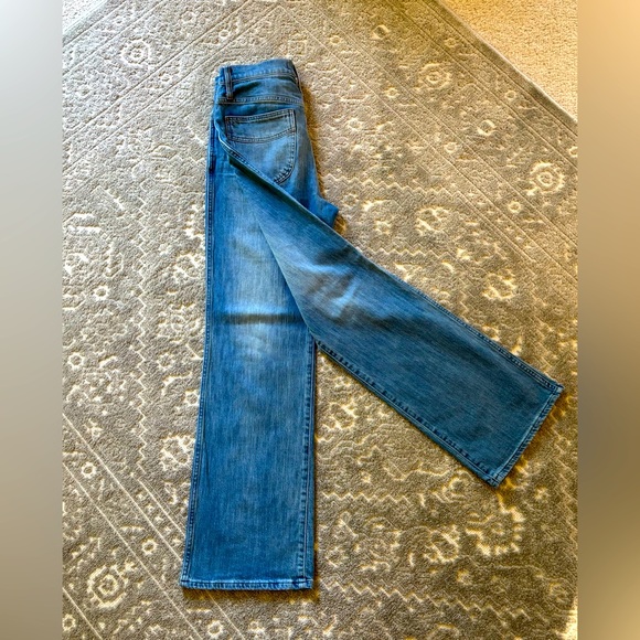 Madewell High Rise Sz 30 Flare Jeans EUC - Picture 5 of 14